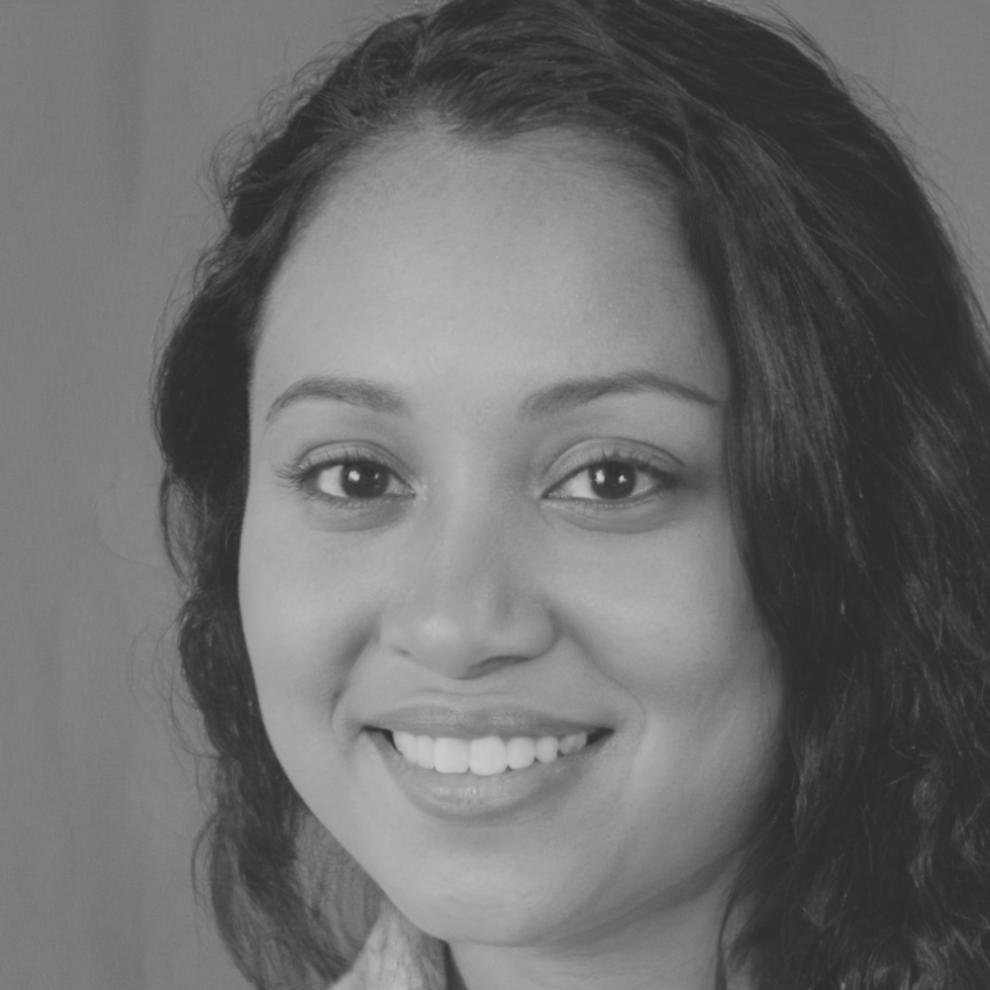 Directora de Investigación Financiera